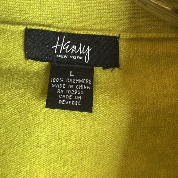 Henry New York Cashmere Sweater - Picture 3 of 5